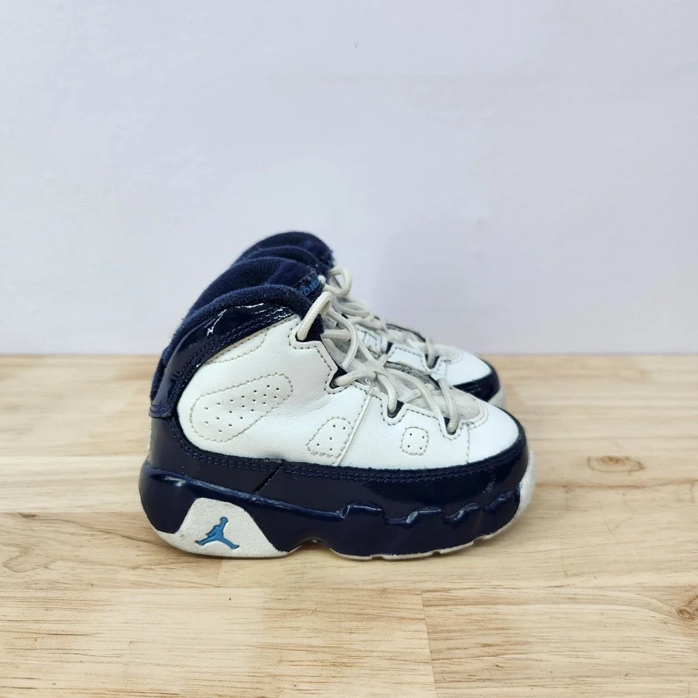 Air Jordan Retro 9 Toddler Shoes Size 5C University Blue White (401812-145)
